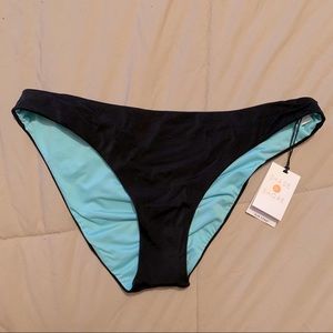 NWT Shade & Shore M cheeky bikini bottom